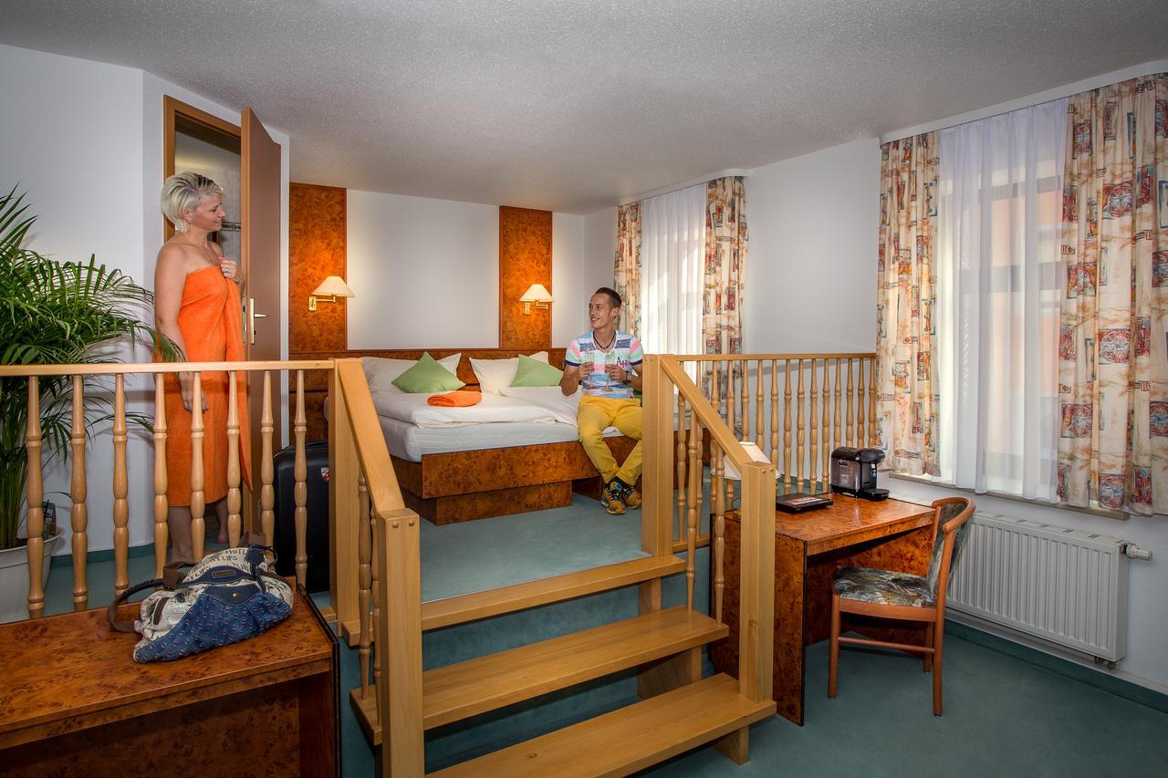 Hotel Am Markt Ehrenfriedersdorf Экстерьер фото